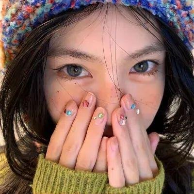 为黛茜小姐开车